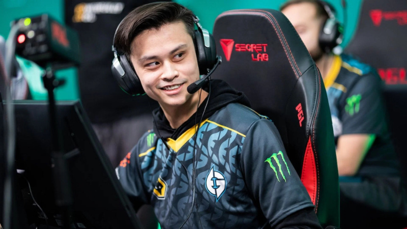 North American Counter-Strike Streamer Stewie2K with Evil Geniuses